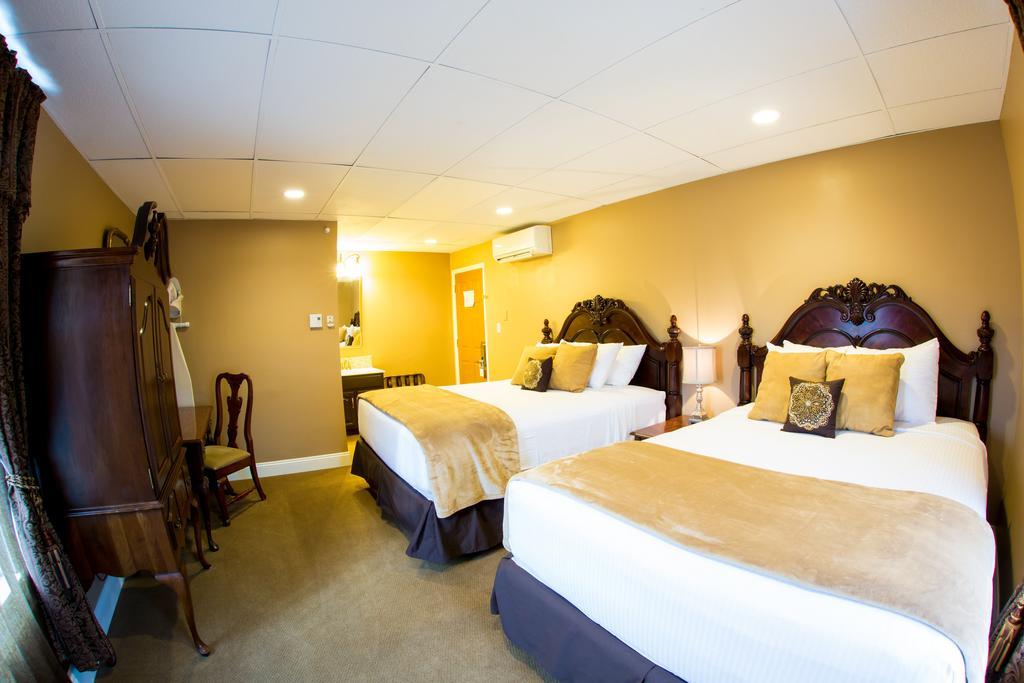 The Sherwood Hotel Greene Room photo